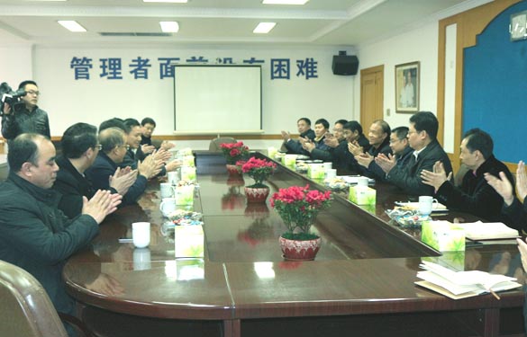 溧阳市委书记蒋锋一行来ag真人国际电缆新春走访