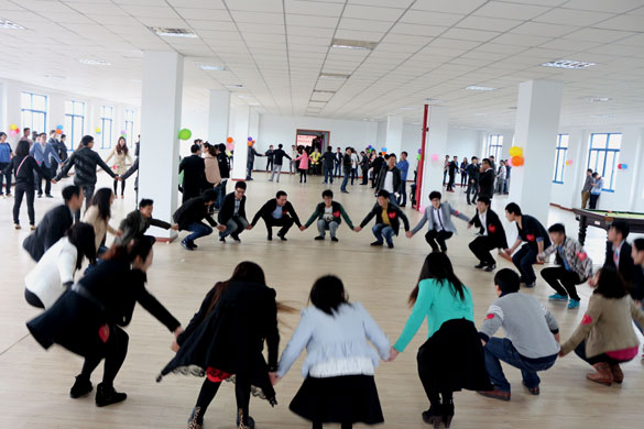 江苏中关村科技工业园企业首届专场联谊会在ag真人国际电缆举行