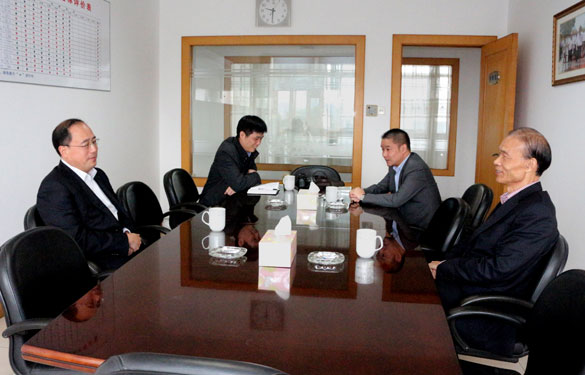 溧阳市公安局局长刘新农来ag真人国际集团走访