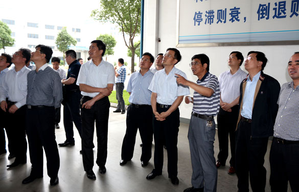 龙口市政府代表团一行来ag真人国际集团考察