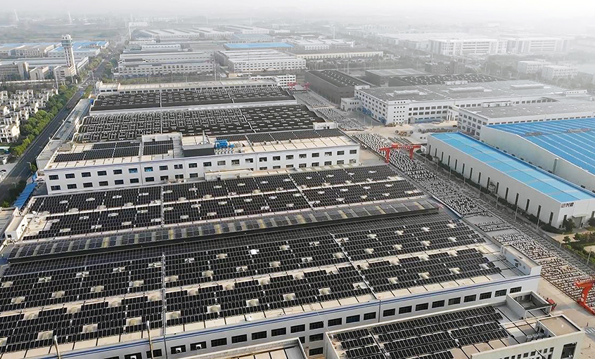推进光伏发电，，，，，，建设清洁家园 ——ag真人国际电缆西二厂区屋面光伏并网发电