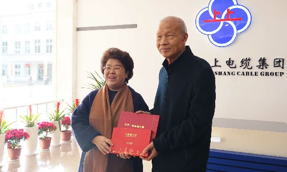 常州市人大常委会主任白云萍一行到访ag真人国际电缆